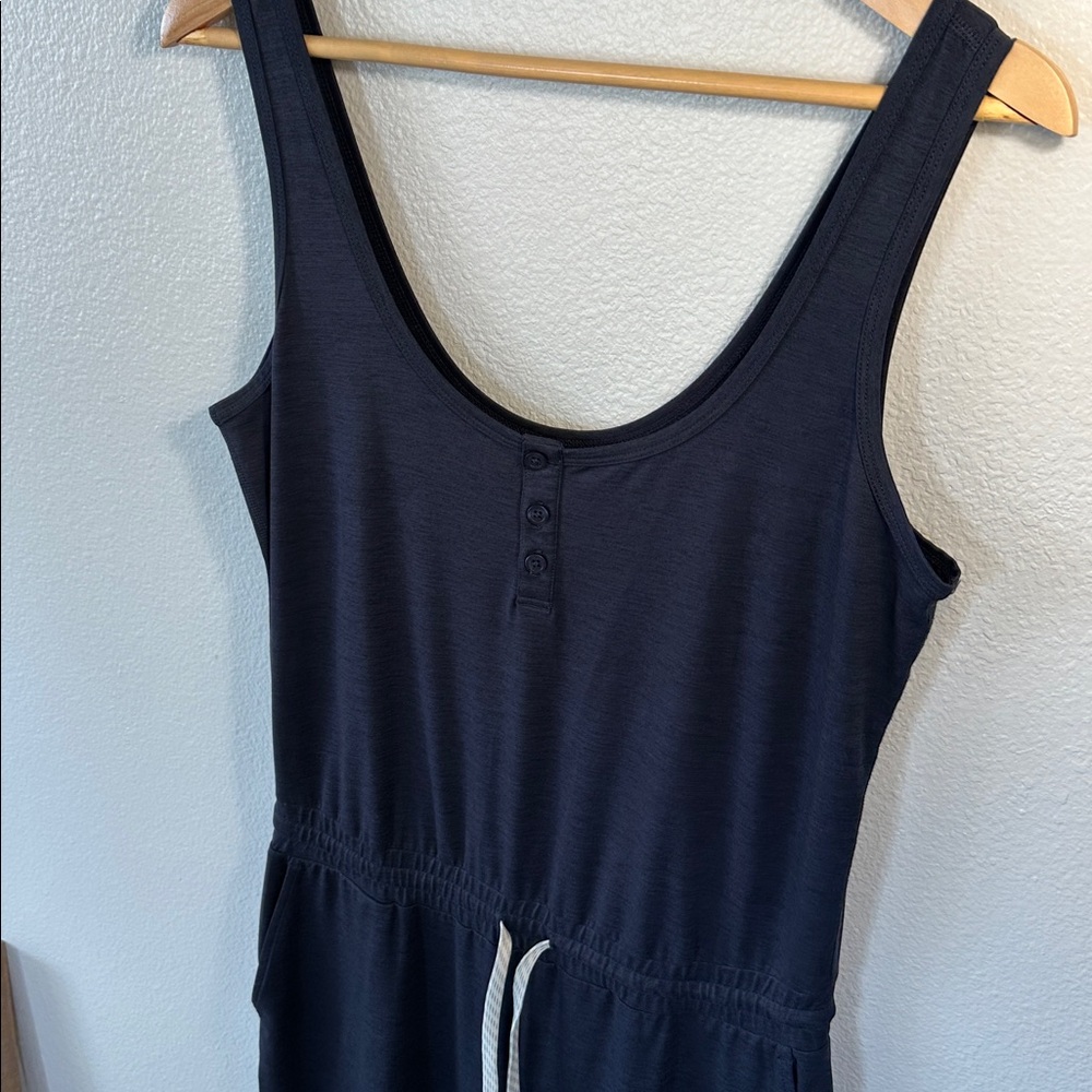 Vuori Falls Henley Waist Tie Dark Heathered Blue Wide Leg Jumpsuit Romper, Med - Picture 7 of 7